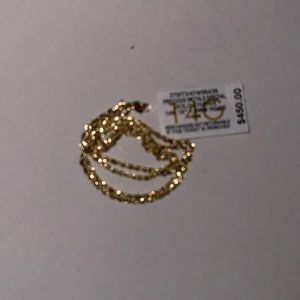 It’s a 16inch doesn’t fit neck